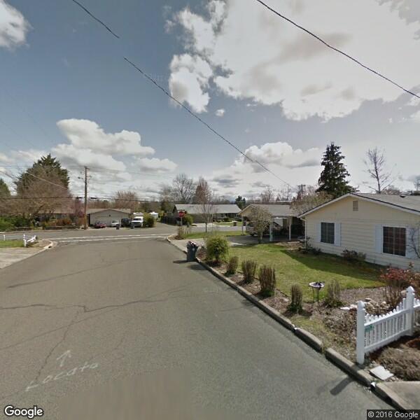 2021 Fence Installation Cost Calculator | Central Point, Oregon | Manta