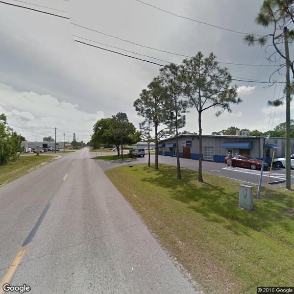 2023 Wood Garage Doors Cost Calculator | Fort Myers, Florida | Manta