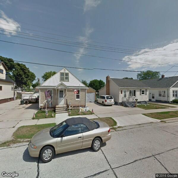 2023 Flooring Cost Calculator Two Rivers, Wisconsin Manta