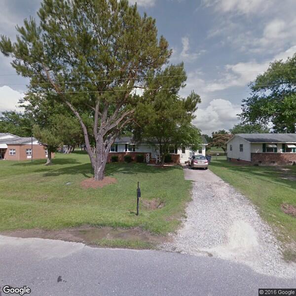 2023 Shrub Trimming Cost Calculator Selma, North Carolina Manta